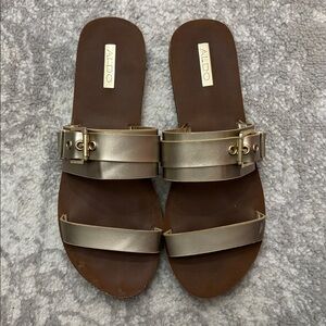 Aldo size 9 gold sandals